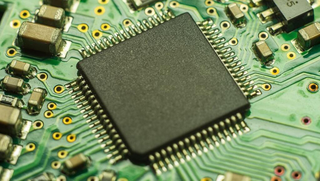 收購【Intel】現(xiàn)場可編程門陣列：Stratix IV FPGAs、SoC FPGAs、Cyclone 10 FPGAs、Arria FPGAs