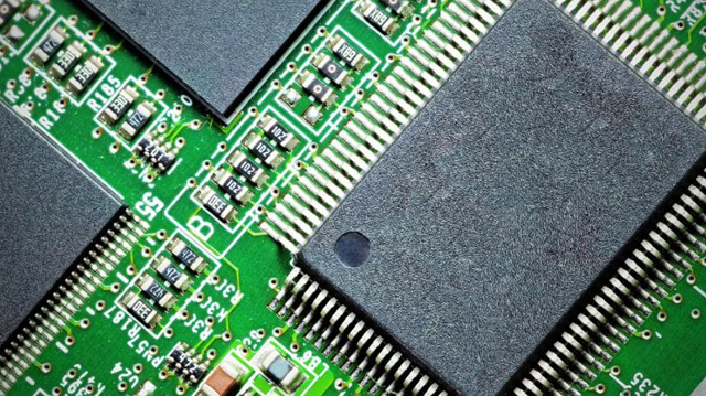 回收【Microchip】微波 MMIC 放大器、功率 MOSFET 晶體管、砷化鎵二極管、分立濾波器